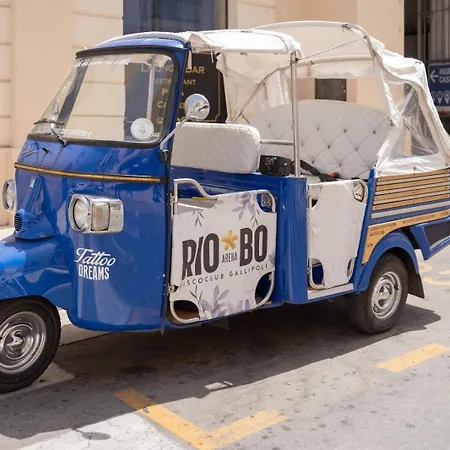 Romantic Centro Storico Διαμέρισμα *